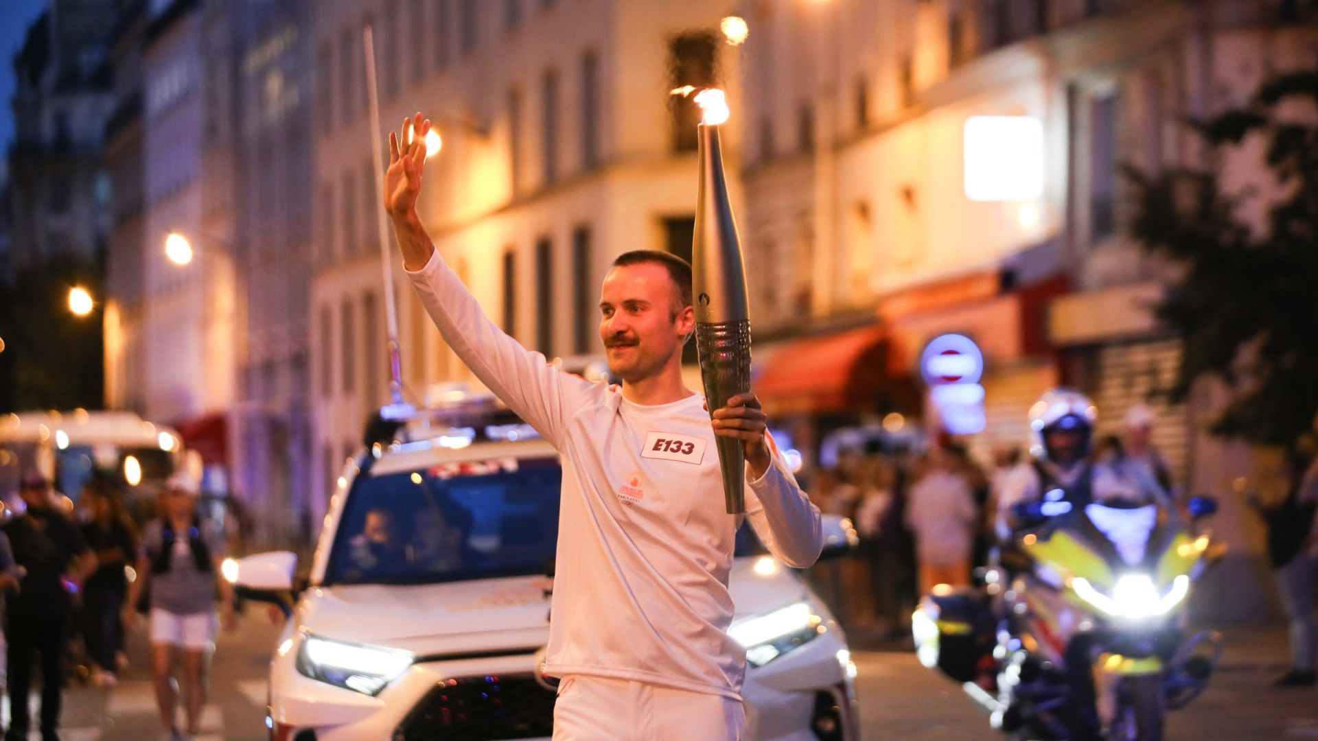 Mo Bro Jérôme porte la flamme olympique pour la santé masculine